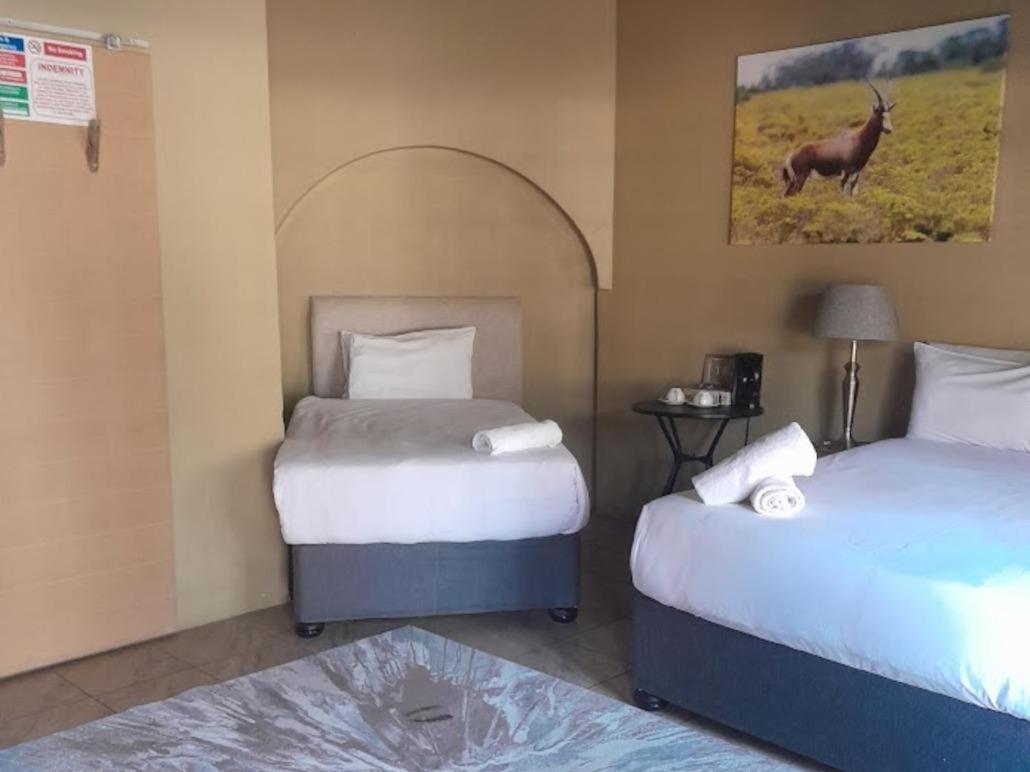 63 On Nyala, Lodge Venue & Conference Pyramid Bagian luar foto